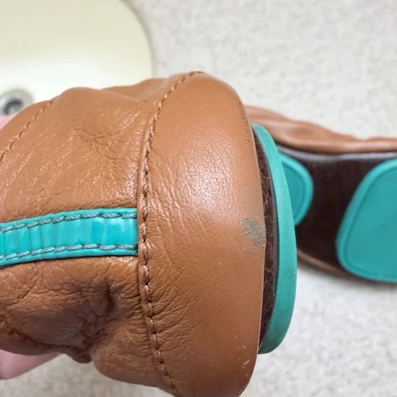 Tieks Women's Brown Leather Flats Chestnut size 8 - Picture 4 of 14